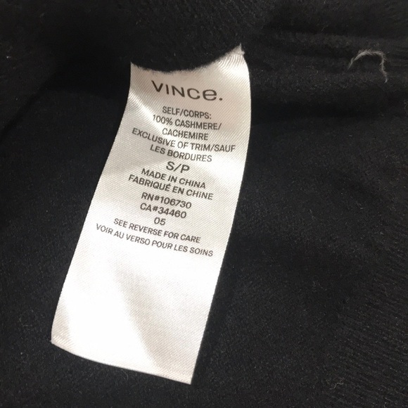 💥Vince Asymmetrical Cold Shoulder Cashmere - Picture 8 of 8